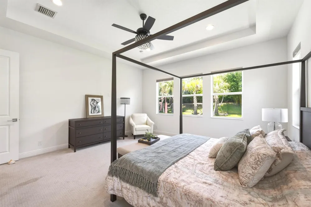 9264 CRESTVIEW CIRCLE Palm Beach Gardens, FL 33412
