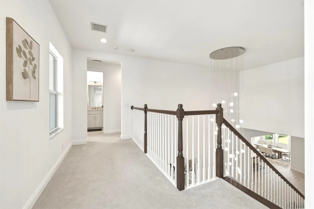 9264 CRESTVIEW CIRCLE Palm Beach Gardens, FL 33412