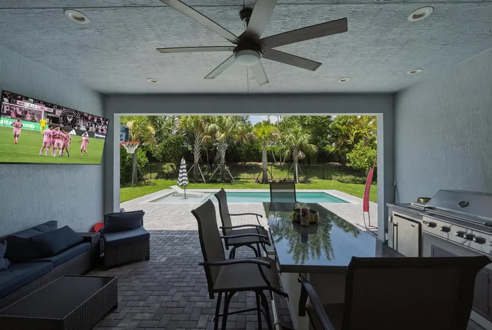 9264 CRESTVIEW CIRCLE Palm Beach Gardens, FL 33412
