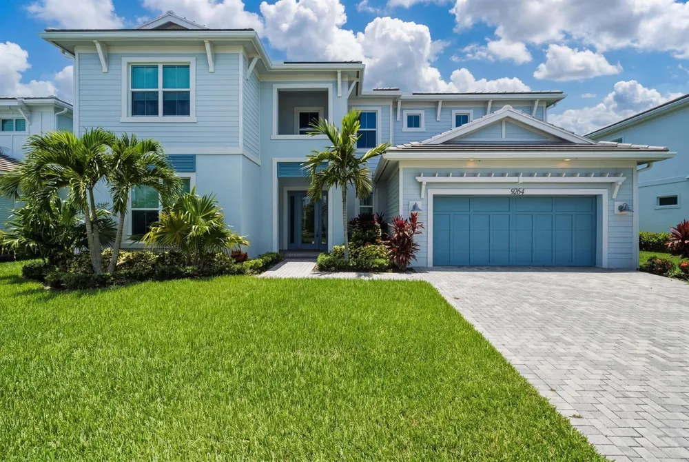 9264 CRESTVIEW CIRCLE Palm Beach Gardens, FL 33412