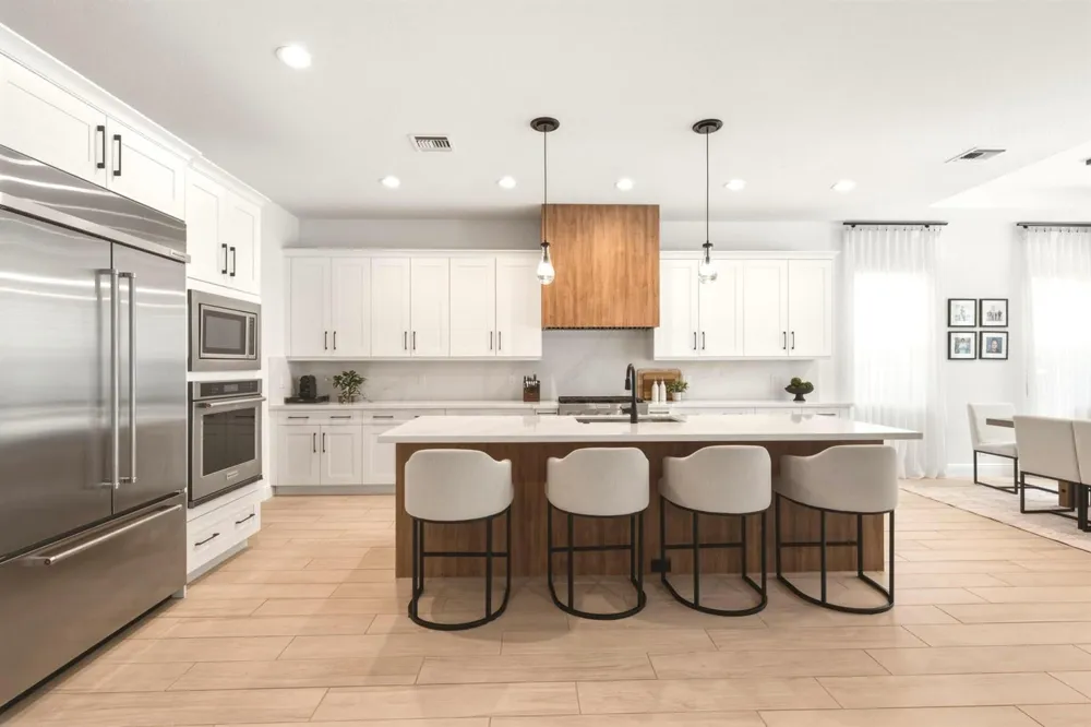 9264 CRESTVIEW CIRCLE Palm Beach Gardens, FL 33412