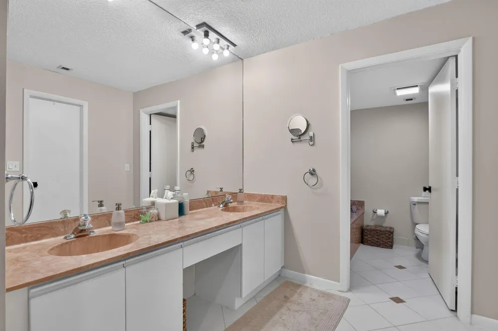 23309 WATER CIRCLE Boca Raton, FL 33486