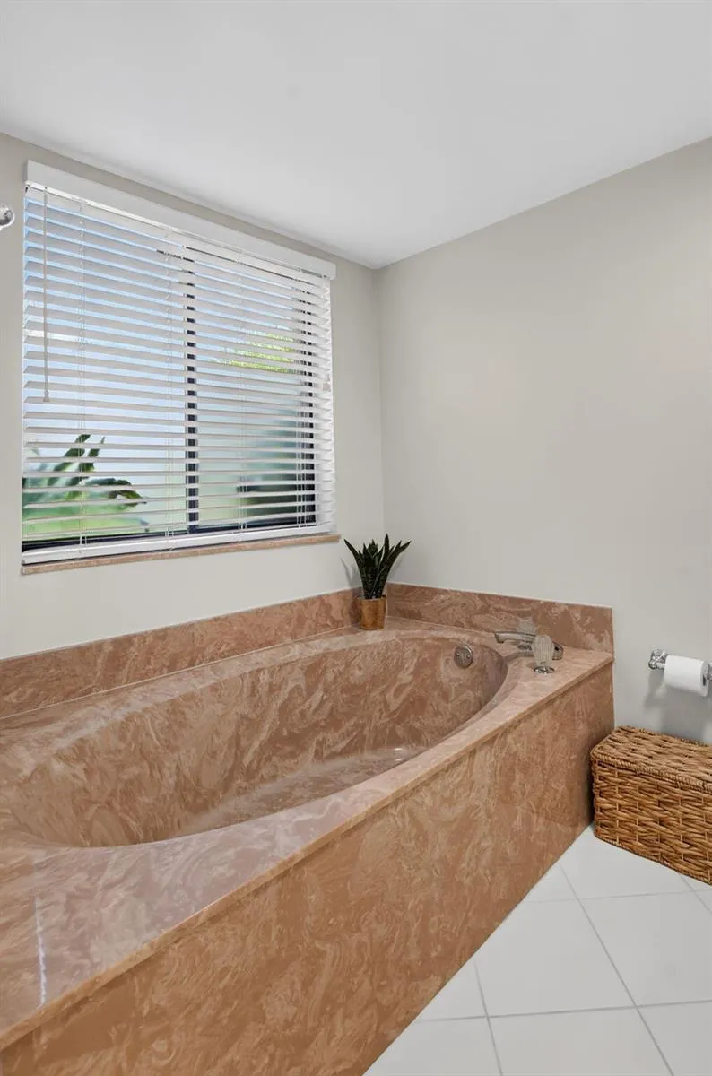 23309 WATER CIRCLE Boca Raton, FL 33486