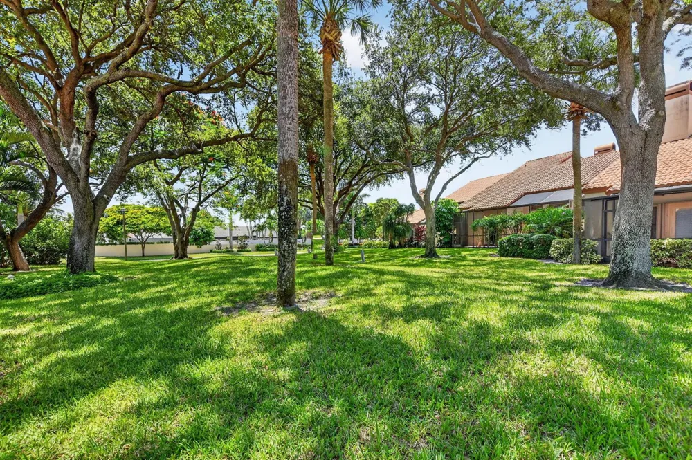 23309 WATER CIRCLE Boca Raton, FL 33486