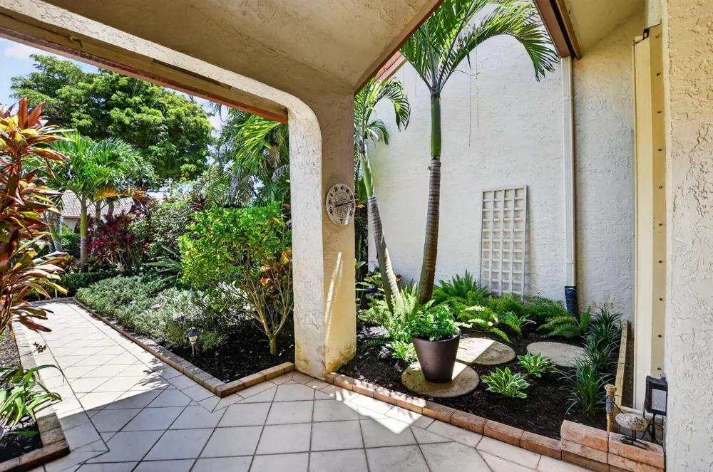 23309 WATER CIRCLE Boca Raton, FL 33486