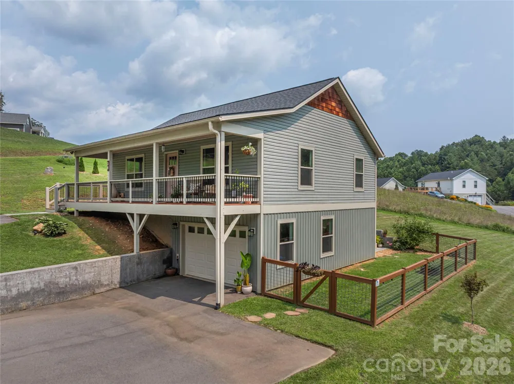 38 Sunrise Drive Mars Hill, NC 28754