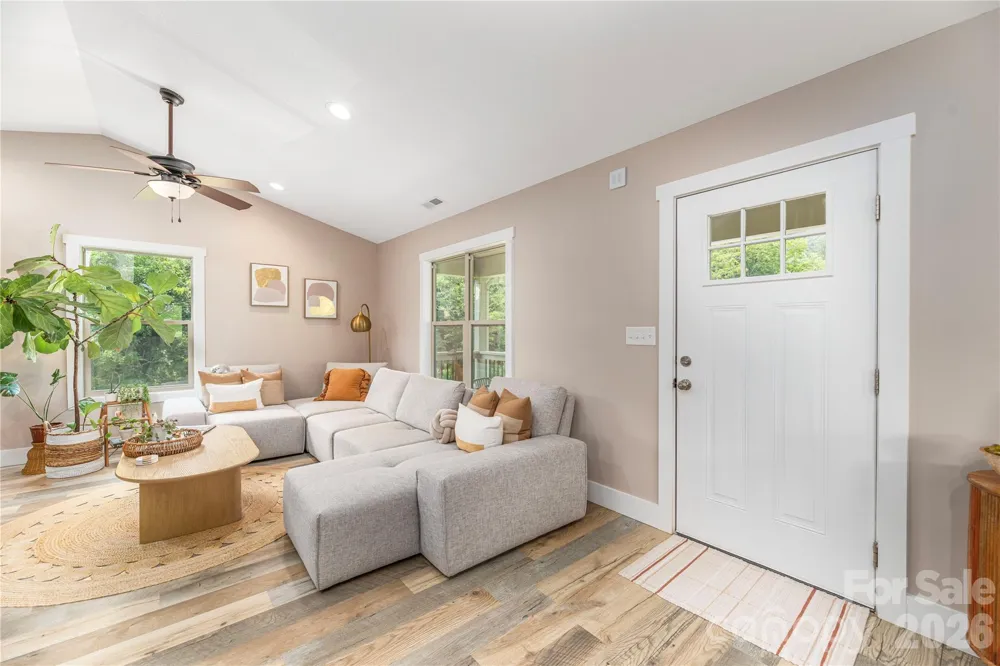 38 Sunrise Drive Mars Hill, NC 28754