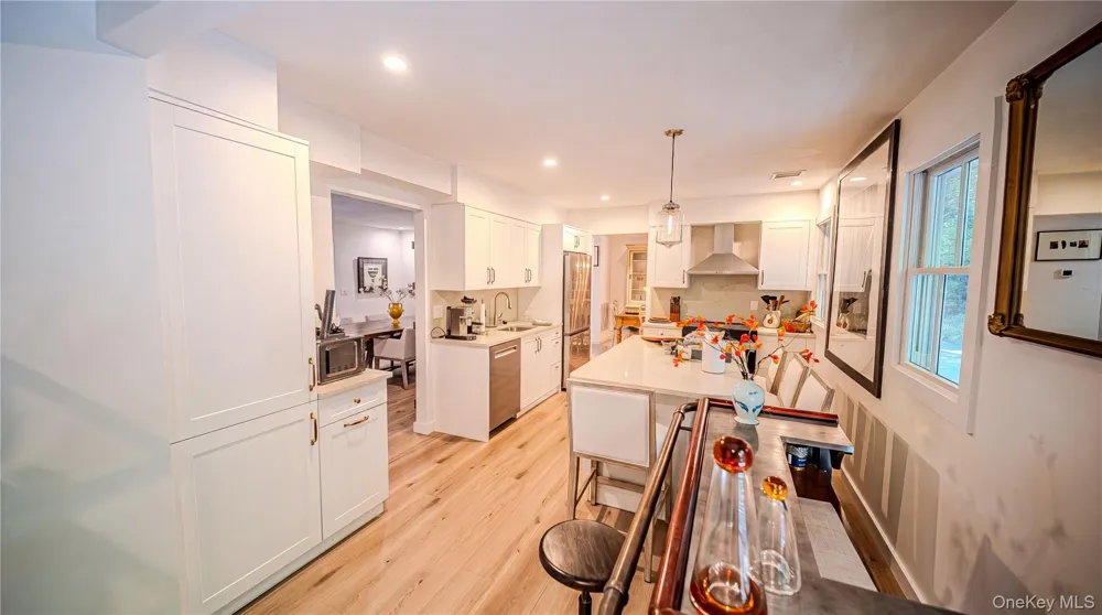 36 Breezy Drive Sag Harbor, NY 11963