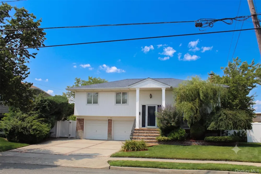 3186 Ocean Harbor Drive Oceanside, NY 11572