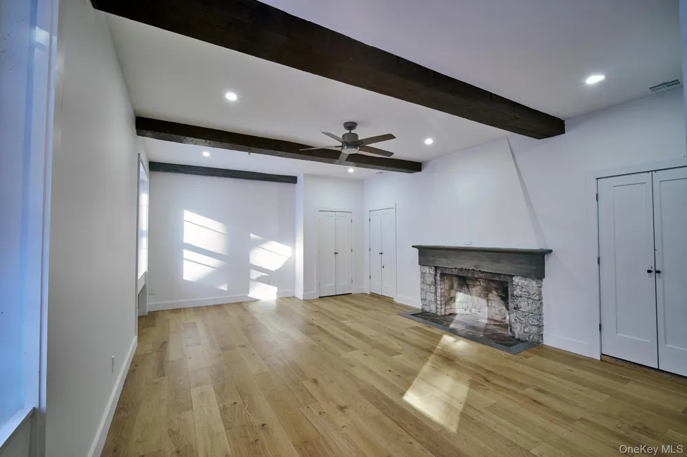 189 McNamara Road Spring Valley, NY 10977