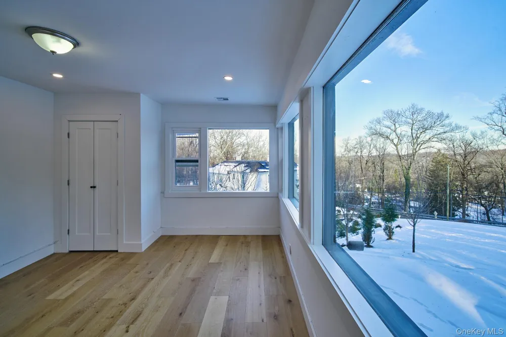 189 McNamara Road Spring Valley, NY 10977