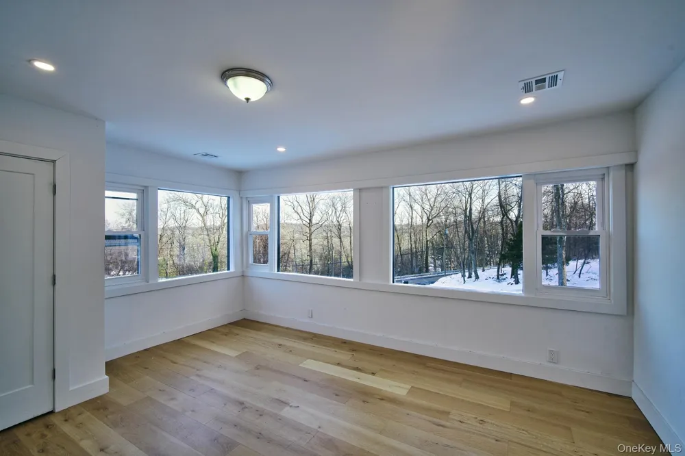 189 McNamara Road Spring Valley, NY 10977