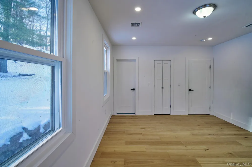 189 McNamara Road Spring Valley, NY 10977