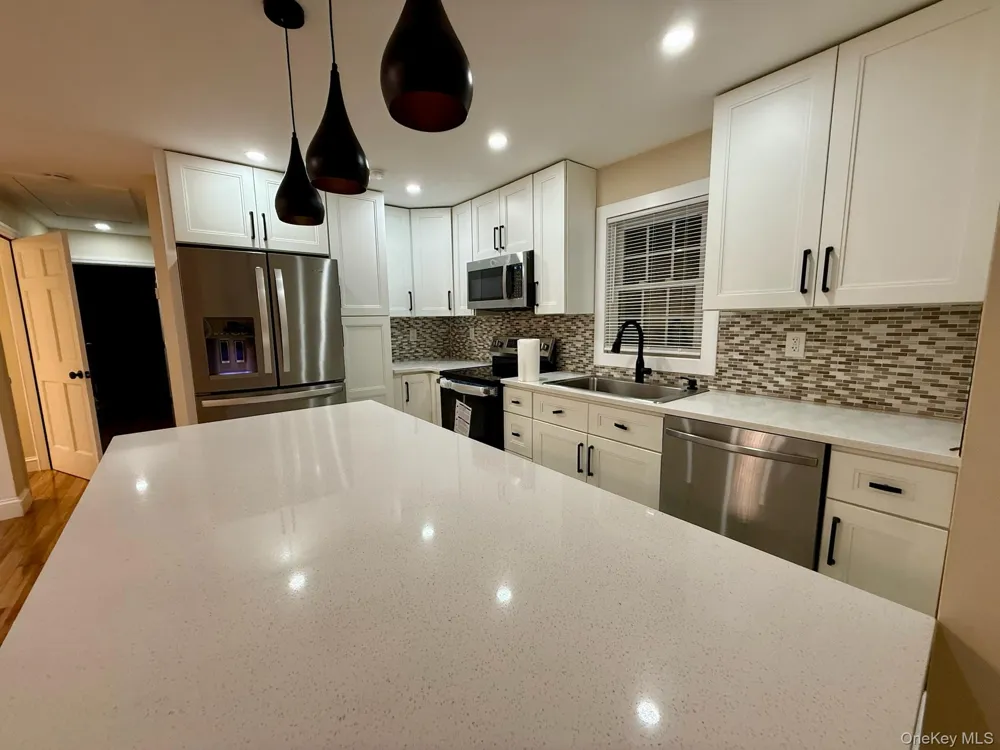 66 Elm Street Valley Stream, NY 11580