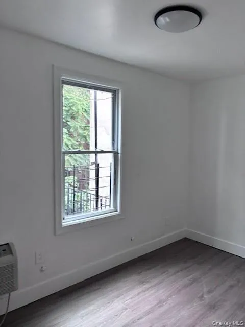 387 E 152nd Street #2nd floor Bronx, NY 10455