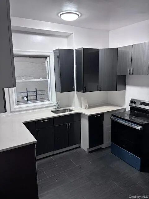 387 E 152nd Street #2nd floor Bronx, NY 10455
