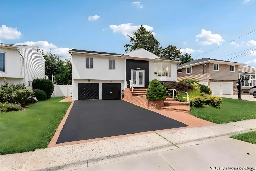 2812 Covered Bridge Road Merrick, NY 11566
