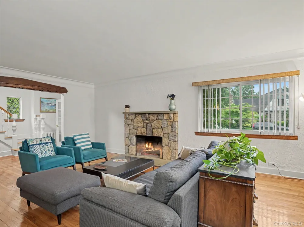 7 Huntwood Place Mount Vernon, NY 10552