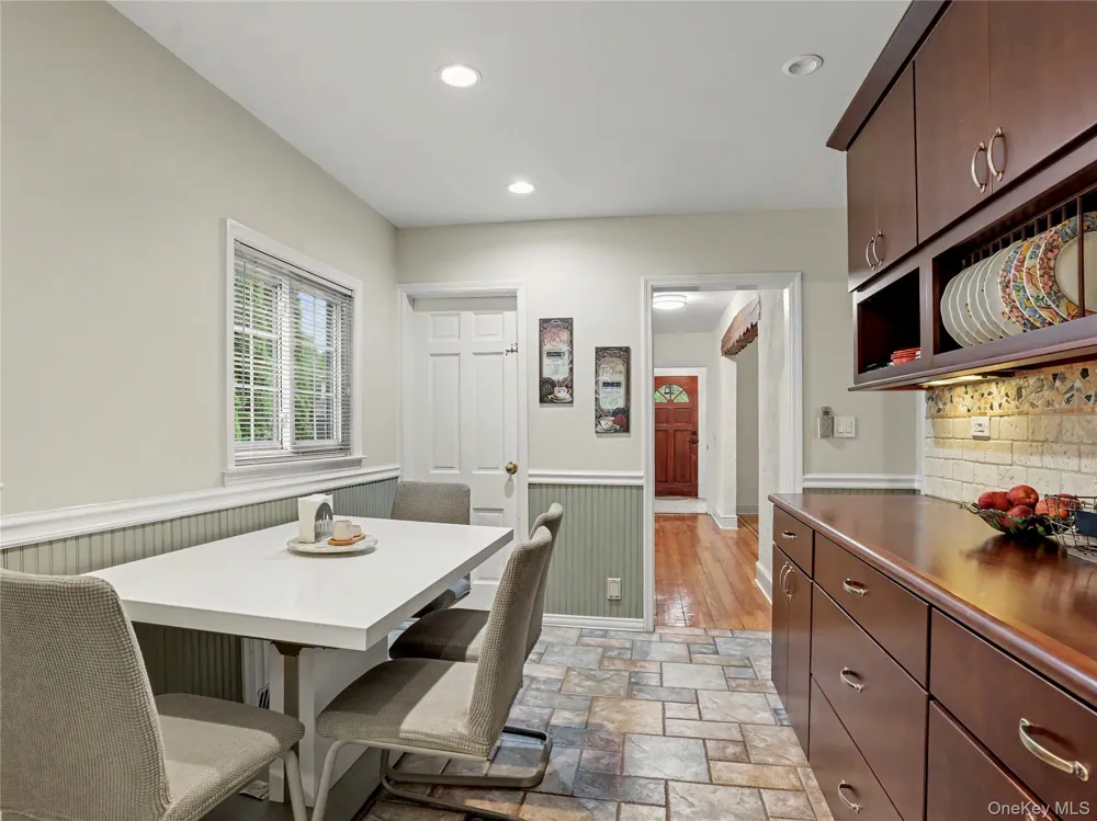 7 Huntwood Place Mount Vernon, NY 10552