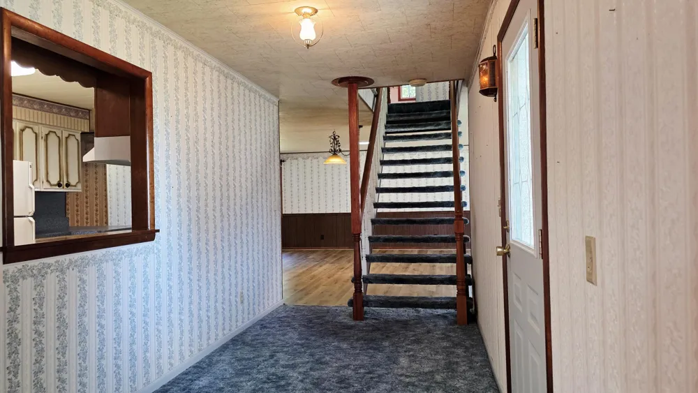 2151 E Coral Road NE Edmore, MI 48829