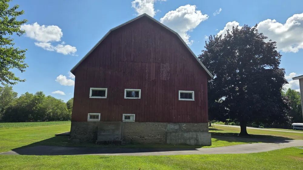 2151 E Coral Road NE Edmore, MI 48829