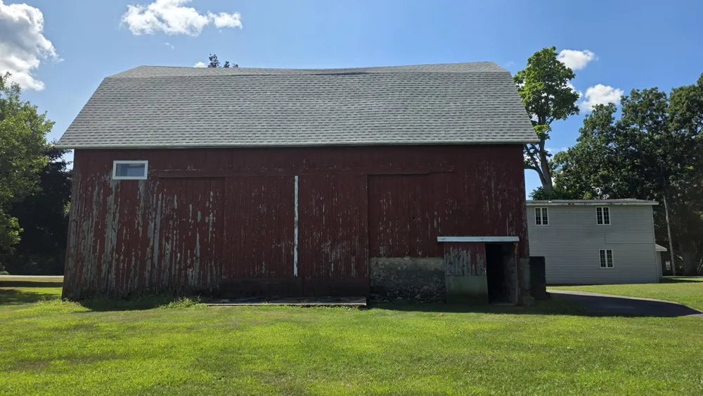 2151 E Coral Road NE Edmore, MI 48829