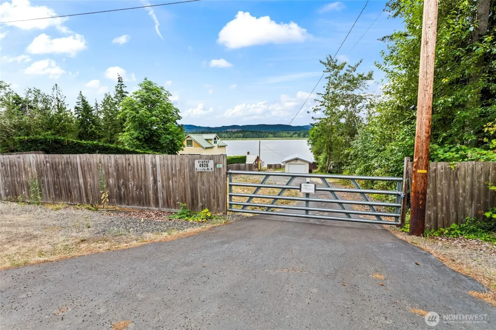 4920 Silver Lake Road E Eatonville, WA 98328