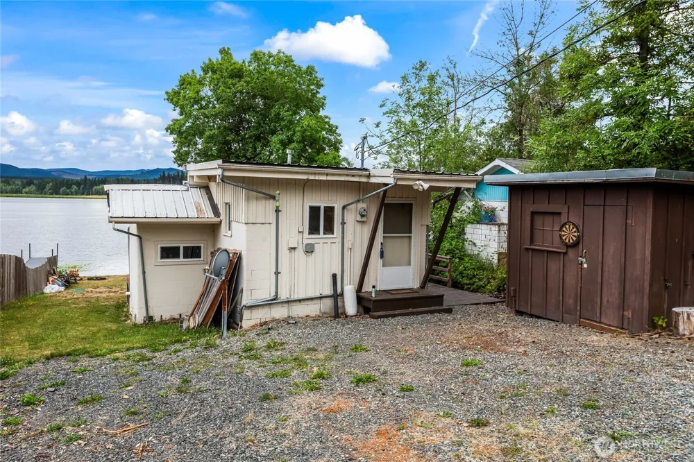 4920 Silver Lake Road E Eatonville, WA 98328