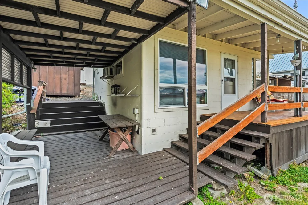 4920 Silver Lake Road E Eatonville, WA 98328