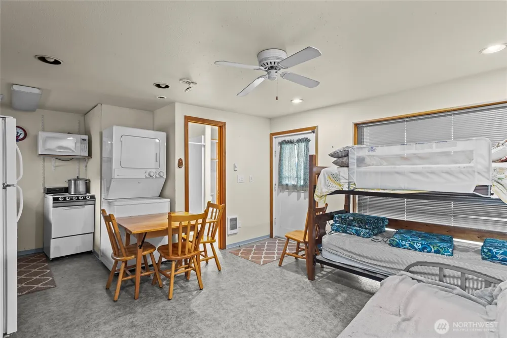 4920 Silver Lake Road E Eatonville, WA 98328
