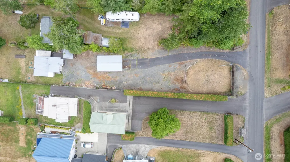 4920 Silver Lake Road E Eatonville, WA 98328
