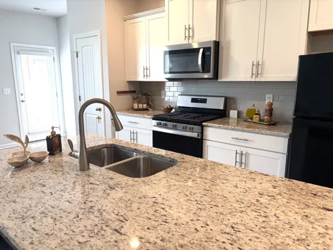 4155 Grapevine Loop