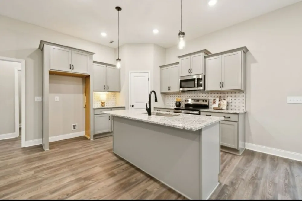 527 Hog Back Ridge Rd Bethpage, TN 37022