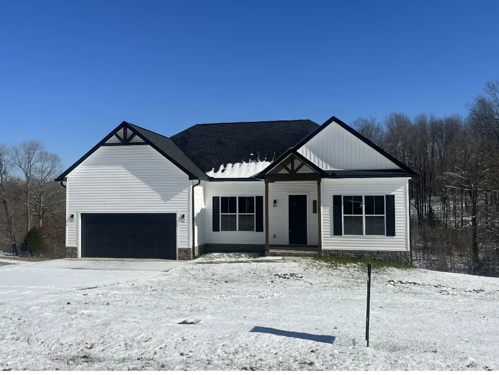 527 Hog Back Ridge Rd Bethpage, TN 37022