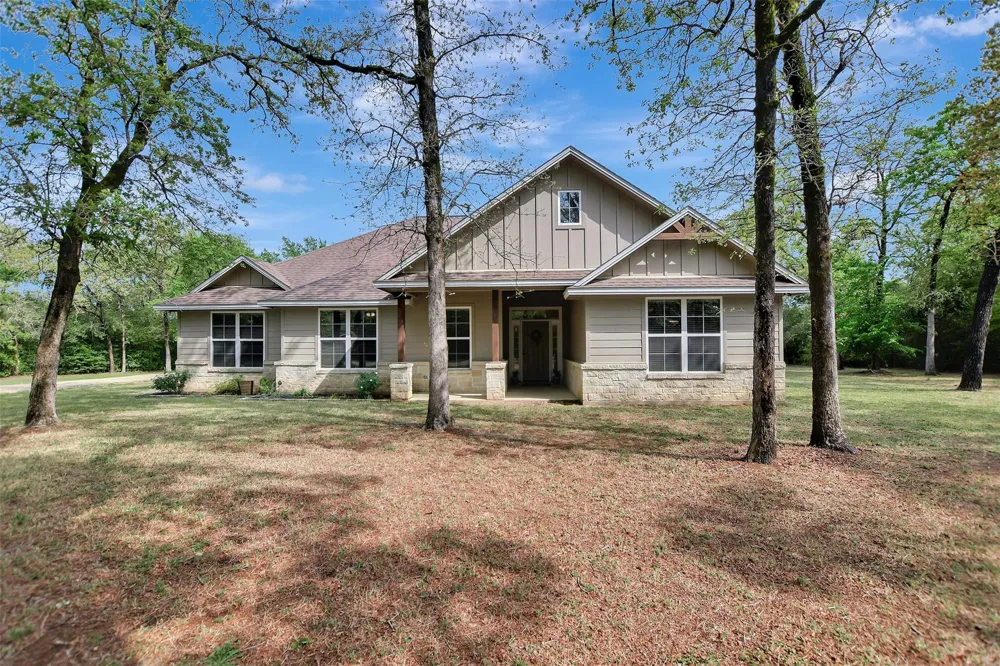 1196 Evelyn Court Franklin, TX 77856