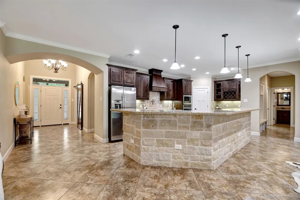 1196 Evelyn Court Franklin, TX 77856