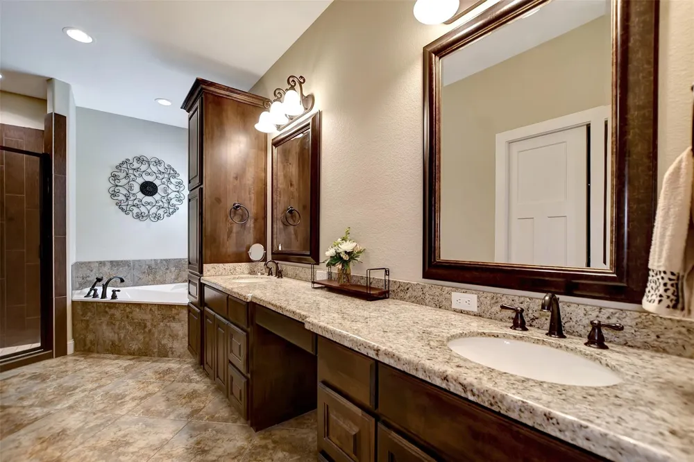 1196 Evelyn Court Franklin, TX 77856