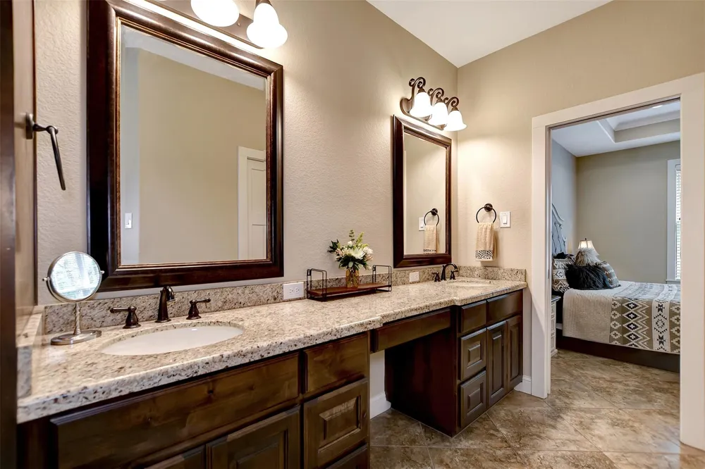 1196 Evelyn Court Franklin, TX 77856
