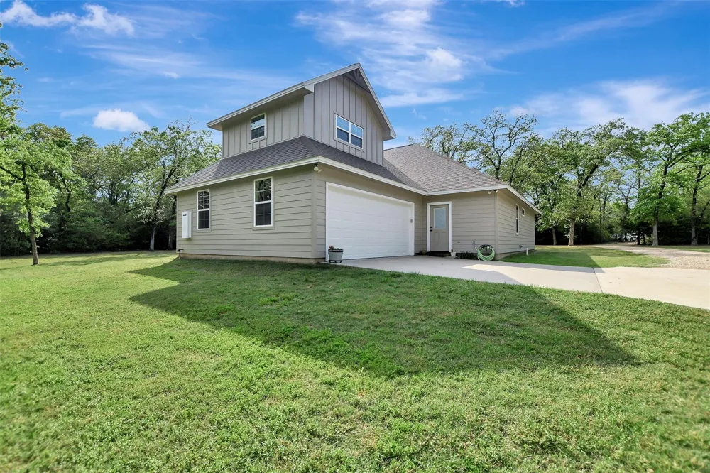 1196 Evelyn Court Franklin, TX 77856