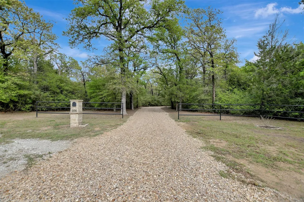 1196 Evelyn Court Franklin, TX 77856