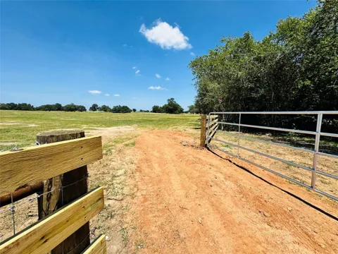 9821 W Us Hwy 90