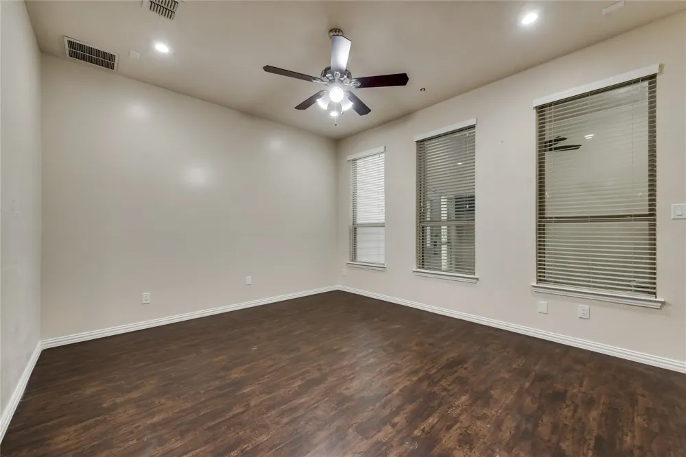 1908 Loma Linda Drive Irving, TX 75063