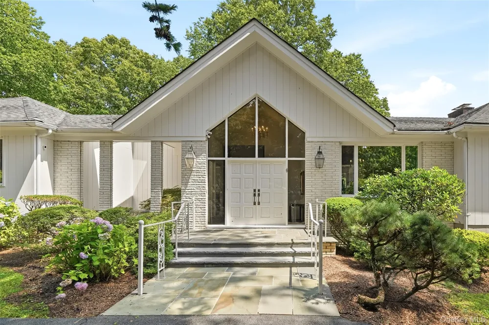 8 Palma Drive Harrison, NY 10528