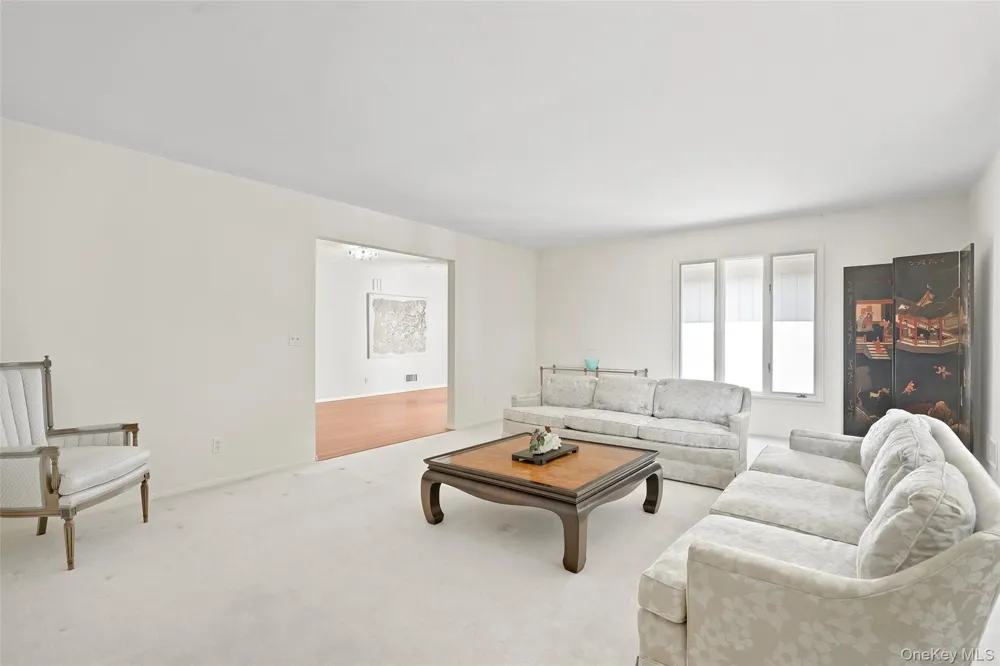 8 Palma Drive Harrison, NY 10528