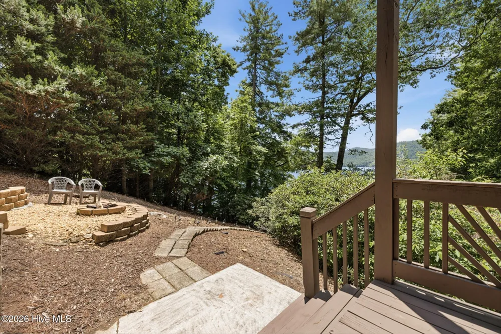 382 Lake Shore Drive Topton, NC 28781