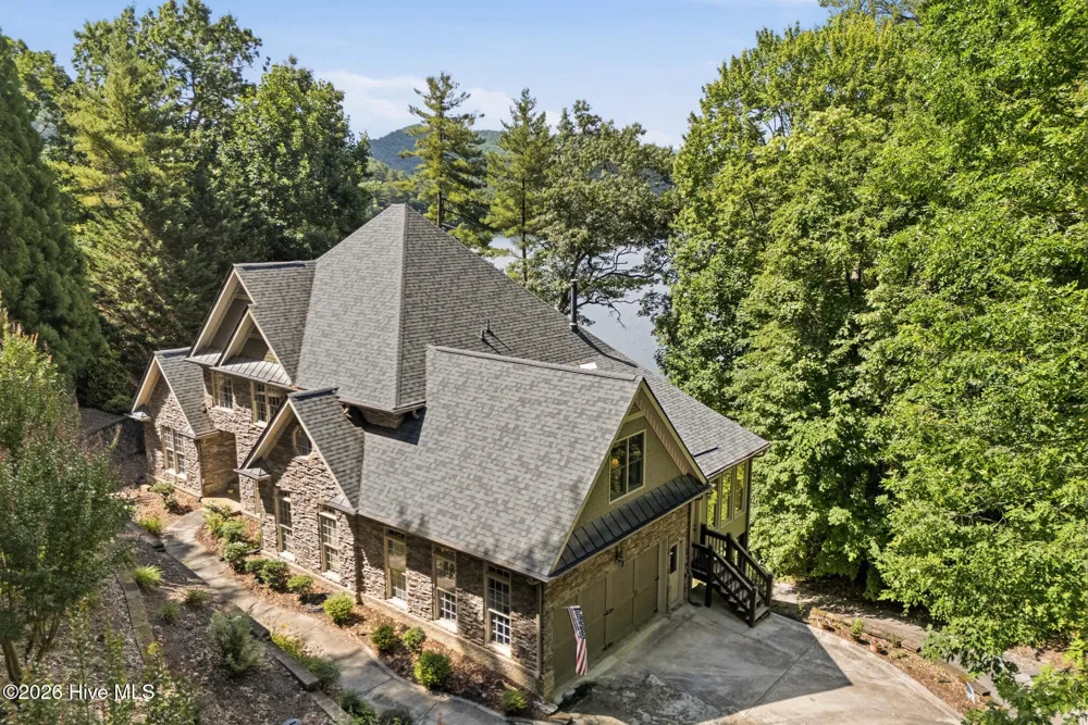 382 Lake Shore Drive Topton, NC 28781