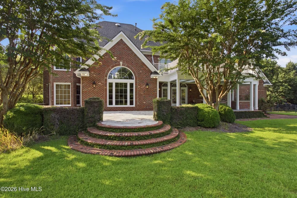 1107 Country Club Drive Trent Woods, NC 28562