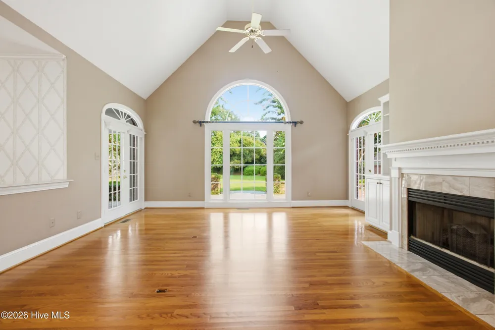 1107 Country Club Drive Trent Woods, NC 28562