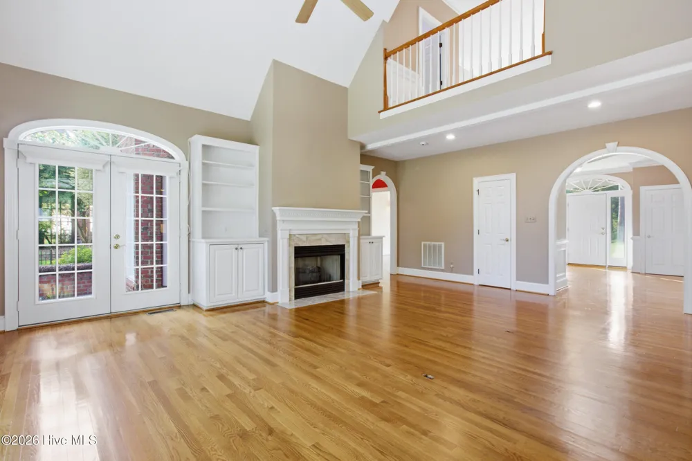1107 Country Club Drive Trent Woods, NC 28562