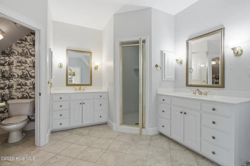 1107 Country Club Drive Trent Woods, NC 28562